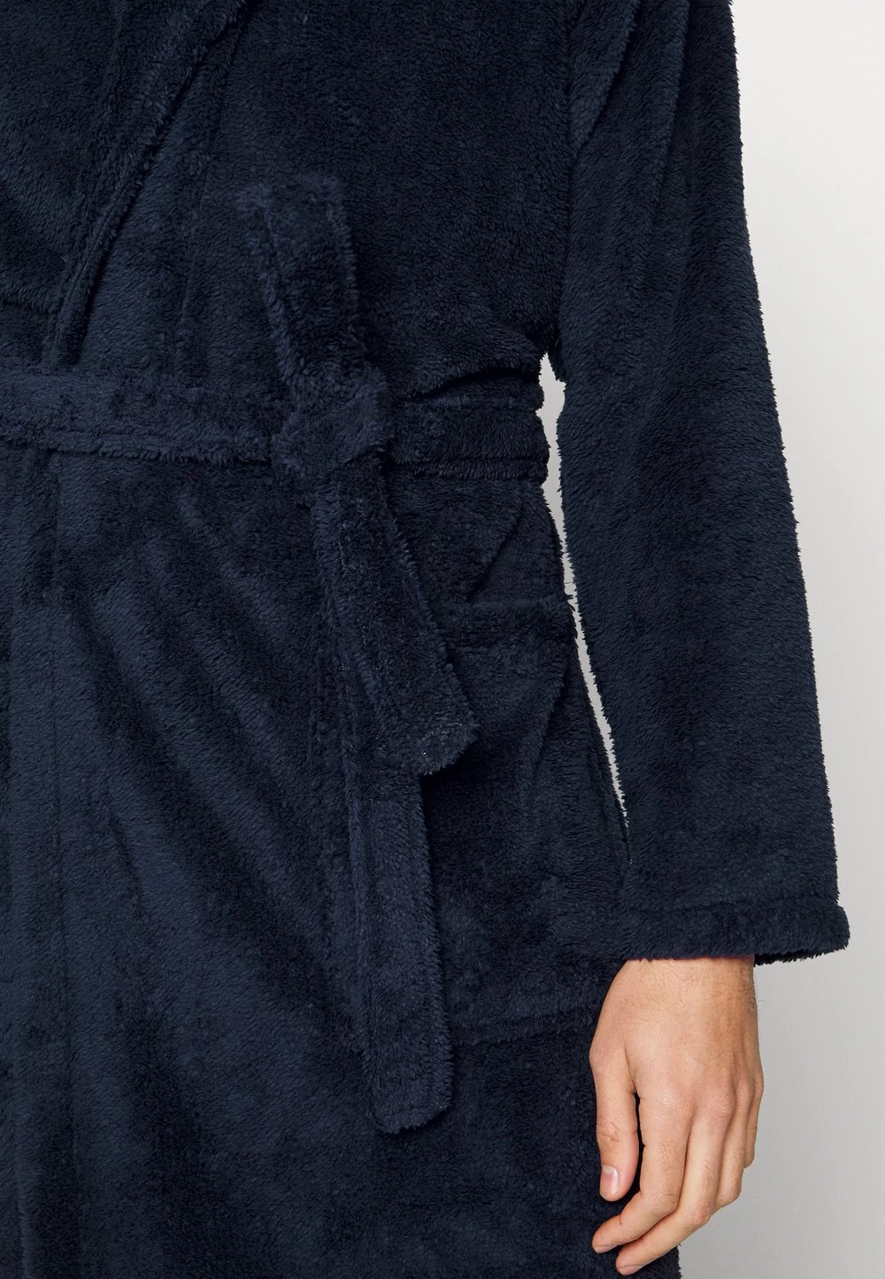 Pier One Peignoir En promotion sous-vêtements & chaussettes col châle homme 8 Pier One Peignoir En promotion sous-vêtements & chaussettes col châle homme – Image 6