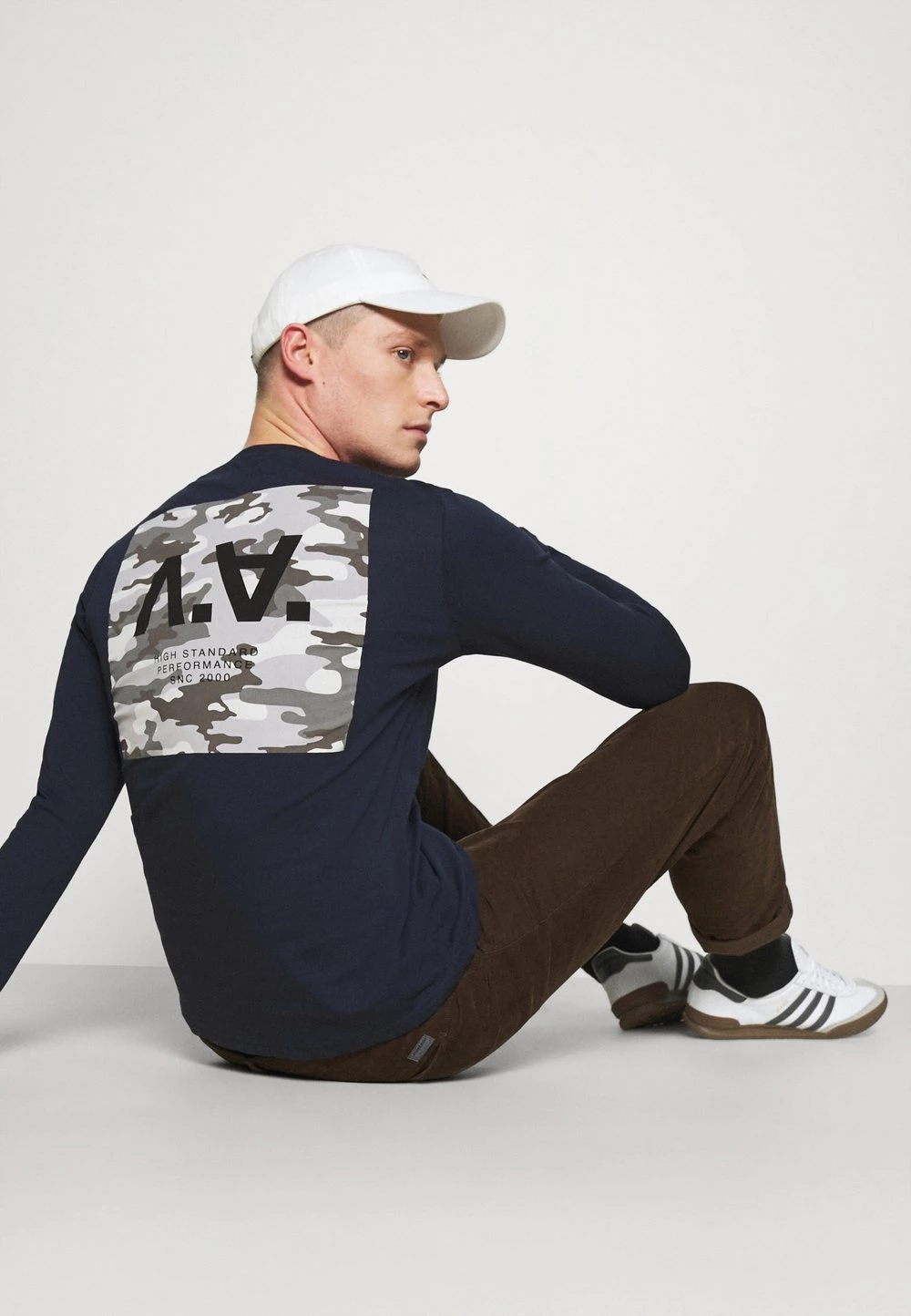 Pier One T-shirt à manches longues Soldes En Ligne t-shirts col rond homme 6 Pier One T-shirt à manches longues Soldes En Ligne t-shirts col rond homme – Image 4