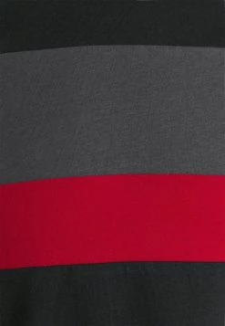 Pier One T-shirt basique Prix Bradés t-shirts col rond homme -Promos Pier One Boutique 4cf7a8fdb2664e83a889d11ab6482f53