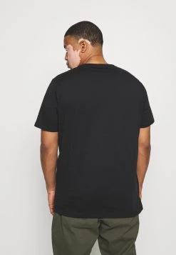 Prix Accessible Pier One 5 PACK - T-shirt basique t-shirts col rond homme 13 Prix Accessible Pier One 5 PACK - T-shirt basique t-shirts col rond homme -Promos Pier One Boutique 4e16f3334138431ea41b293b3c3aa654