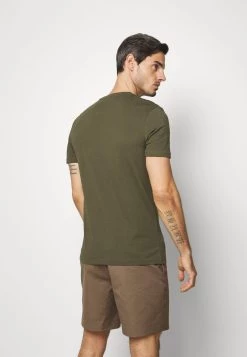 Pier One T-shirt imprimé Prix Aimable t-shirts col rond homme -Promos Pier One Boutique 4fa4d0e545b048e7877271b42aa0b831