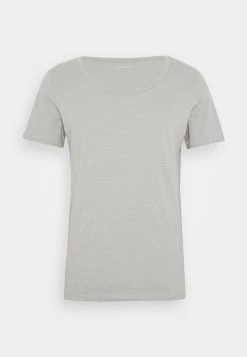 Pier One Prix Cassé T-shirt basique t-shirts & polos encolure large ronde homme 25 Pier One Prix Cassé T-shirt basique t-shirts & polos encolure large ronde homme -Promos Pier One Boutique 50a7d4b6c52c4f8db77eac36a523afec 5