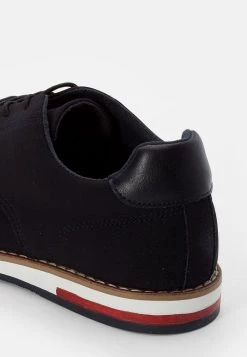 Bas Prix Pier One Chaussures à lacets derbies, richelieus & chaussures bateau rond homme -Promos Pier One Boutique 51a76fb8dbd4429aaea1548d8c70b1a6