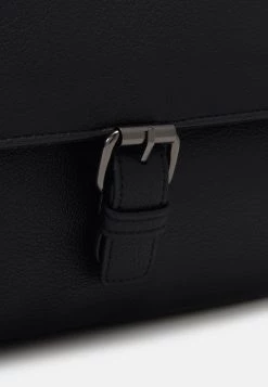 Pier One Sac bandoulière Garantie De Qualité 100% sacs compartiment pour pc portable homme -Promos Pier One Boutique 51da333d1b2042a482230e37b67544b2