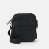 Pier One Prix d’Amis Sac bandoulière sacs compartiment pour téléphone portable homme -Promos Pier One Boutique 5579edca60ea48e5b5a5cb499ac27282