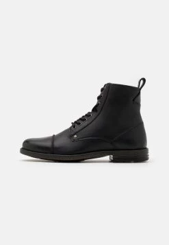 Pier One Bottines à lacets Prix Réduit bottes rond homme -Promos Pier One Boutique 5882cfd728e145458b01c867286f46a7 1