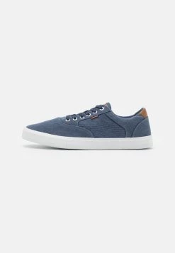 Pier One Prix Gelé Baskets basses sneakers rond homme 15 Pier One Prix Gelé Baskets basses sneakers rond homme -Promos Pier One Boutique 593a2b78996b450391c8d2cff5026948