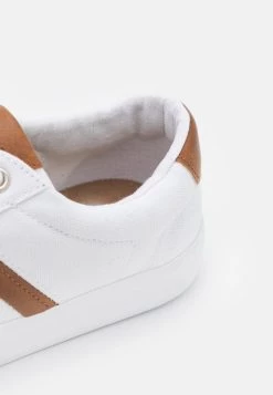 En Remise Pier One Baskets basses sneakers rond homme -Promos Pier One Boutique 5ae6611947e14eb7984c06969c8c68f0