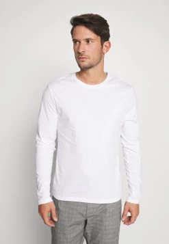 En promotion Pier One 2 PACK - T-shirt à manches longues t-shirts col rond homme 19 En promotion Pier One 2 PACK - T-shirt à manches longues t-shirts col rond homme -Promos Pier One Boutique 5beb57bf3fa44f1e832b8413d03a07c3
