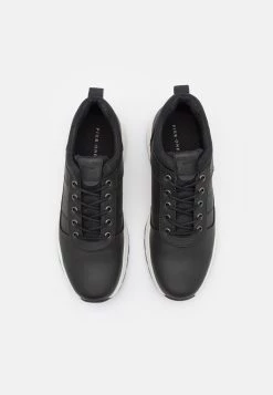 Pier One Baskets basses Prix Raisonnable baskets & sneakers rond homme -Promos Pier One Boutique 5d4e42b3497c4b9eb7fe6020386fb2ff