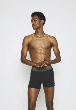 Pier One Prix Refroidis 5 PACK - Shorty sous-vêtements normale homme -Promos Pier One Boutique 5e7159ba2bd84d5c93be87e63c8dbf66