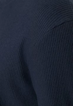 Pier One RIBBED LOUNGE TOP - Haut de pyjama Prix Compétitif pyjamas col rond homme -Promos Pier One Boutique 5efa9f5dd5bc4d5687bda4e5b0c95f9e