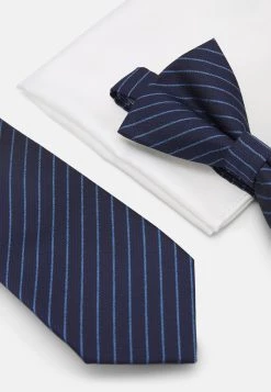 Prix Aimable Pier One SET - Cravate pochettes de costume rayures homme -Promos Pier One Boutique 618c112a85dd4c9aa6f74c95e0bb792f