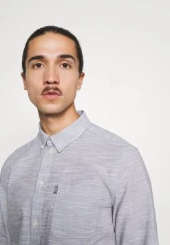 Prix Cassé Pier One Chemise chemises col à boutons homme -Promos Pier One Boutique 61e9faef5c474269b204821bb4250b5d