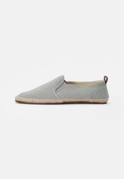 Pier One Espadrilles excellente qualité rond unisex 15 Pier One Espadrilles excellente qualité rond unisex -Promos Pier One Boutique 621fd85dbbf041b188dbc80717f845f6 1