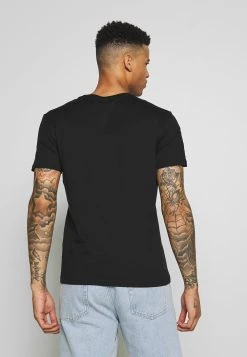 Pier One 3 PACK - T-shirt basique - black/ white Prix Gelé t-shirts col rond homme -Promos Pier One Boutique 62b5a01d5c8d4fd291dd4dd53c56b920