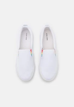 Pier One Discount En Ligne UNISEX - Baskets basses mocassins et loafers rond -Promos Pier One Boutique 6339ce6e771d4acc888a8bb4c6b239f1