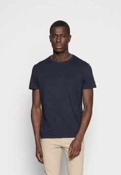 Pier One 2 PACK - T-shirt basique Prix De Lancement t-shirts col rond homme -Promos Pier One Boutique 644f3d6f49d04025b83d0d4b0da6c6b9