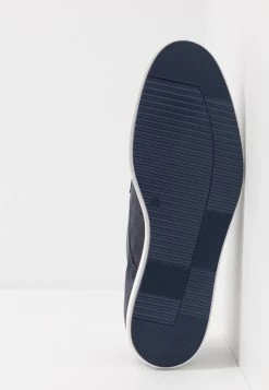 Pier One Assurance De l’Authenticité LEATHER - Chaussures à lacets derbies et richelieus rond homme -Promos Pier One Boutique 64d9e5dca7c3413b89d3d853220b5e35