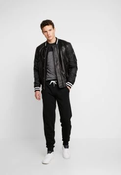 Pier One T-shirt imprimé Marchandise de première qualité t-shirts & polos col rond homme -Promos Pier One Boutique 65ff49a32396455bb37660efcfa58717