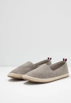 Prix Distinctifs Pier One UNISEX - Espadrilles rond -Promos Pier One Boutique 662bd89784e14ebaad3c4346bbf5c188