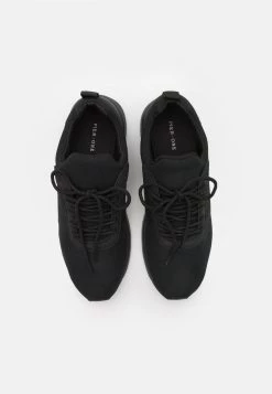 Pier One Baskets basses Prix Cassé baskets & sneakers rond homme 15 Pier One Baskets basses Prix Cassé baskets & sneakers rond homme -Promos Pier One Boutique 675fc9af38c14356aa164fc3801b5faf