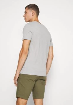 Pier One T-shirt basique Assurance De l’Authenticité t-shirts encolure large ronde homme 18 Pier One T-shirt basique Assurance De l’Authenticité t-shirts encolure large ronde homme -Promos Pier One Boutique 67b164f365534cca89a8704f95e17467