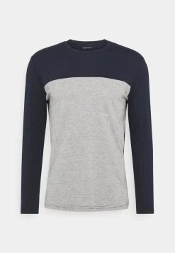 Pier One 50% Off De Vente T-shirt à manches longues t-shirts col rond homme -Promos Pier One Boutique 67c44f2209fa47148edcc2b4312c04eb 1