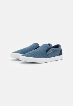 Pier One Pas Cher Baskets basses baskets & sneakers rond homme -Promos Pier One Boutique 690ce6118e1c4ca298845d15a6ae072e