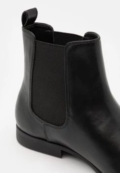 Pier One Bottines Prix Gelé bottes rond homme 13 Pier One Bottines Prix Gelé bottes rond homme -Promos Pier One Boutique 69609d6782ce4285bfe9e86f27201d17
