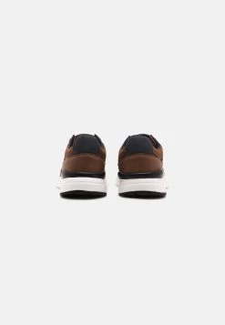 Pier One qualité absolue Baskets basses sneakers rond homme -Promos Pier One Boutique 6b00b3fe14814e97878f649328b34a3c