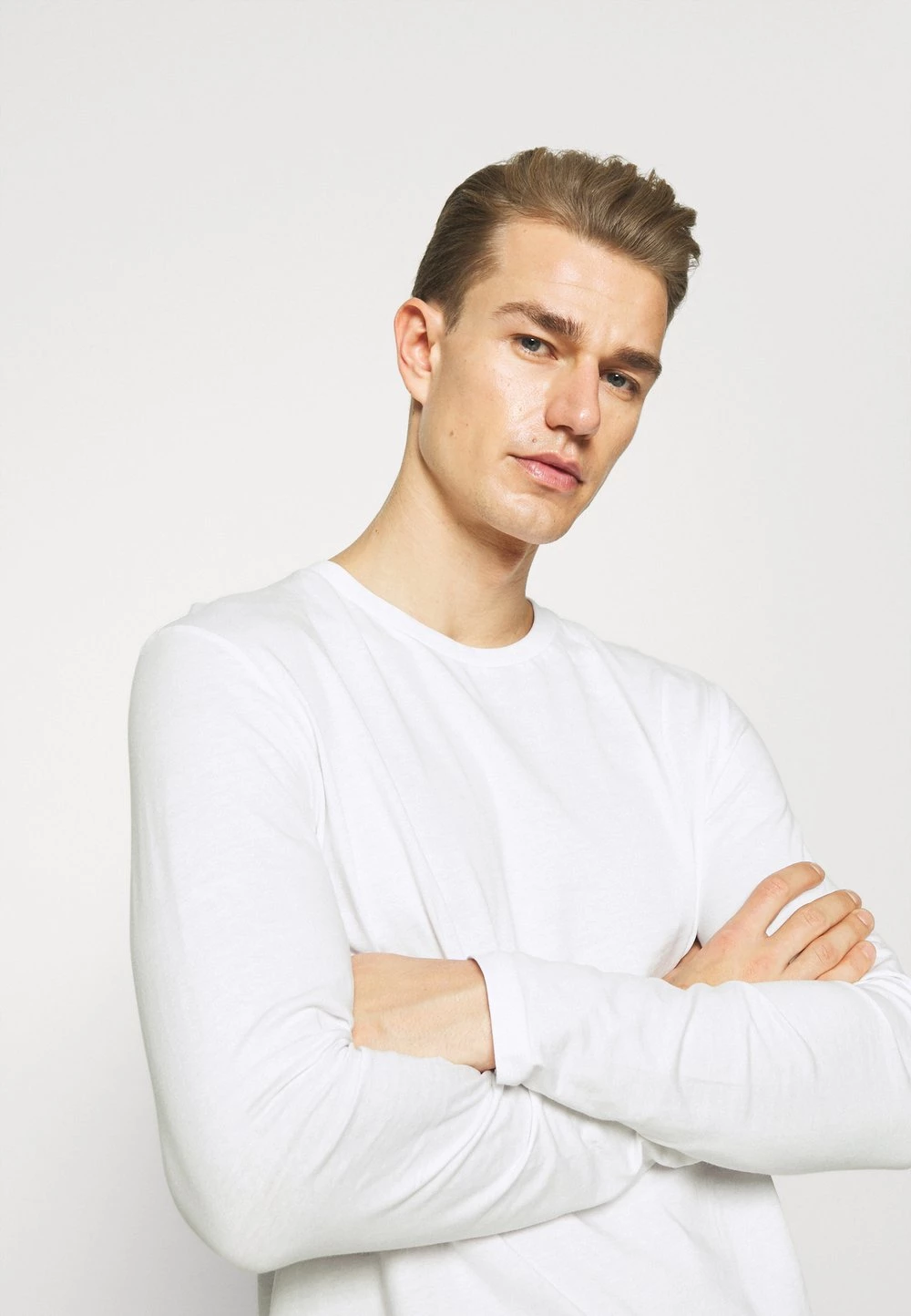 Pier One 3 PACK - T-shirt à manches longues Qualité Supérieure t-shirts col rond homme 8 Pier One 3 PACK - T-shirt à manches longues Qualité Supérieure t-shirts col rond homme – Image 6