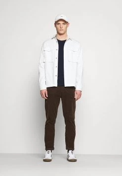 Pier One T-shirt à manches longues Soldes En Ligne t-shirts col rond homme 10 Pier One T-shirt à manches longues Soldes En Ligne t-shirts col rond homme -Promos Pier One Boutique 6fbe8fab0e1242a881e9d30b71531000