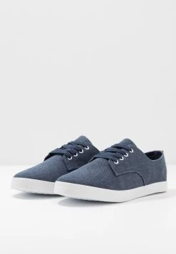Pier One UNISEX - Baskets basses Prix Gelé sneakers rond homme -Promos Pier One Boutique 70461666756945dda76681825c83a658