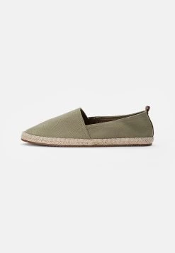 Prix Incroyables Pier One RENA ESPADRILLE UNISEX - Espadrilles chaussures basses rond 27 Prix Incroyables Pier One RENA ESPADRILLE UNISEX - Espadrilles chaussures basses rond -Promos Pier One Boutique 72c058eac6254d3ca7dfcd64895f6fd7 5