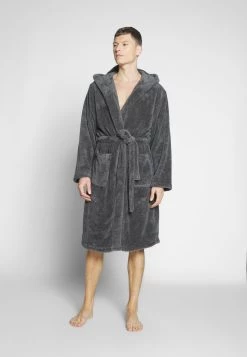 Prix Usine Pier One Peignoir sous-vêtements & chaussettes capuche homme -Promos Pier One Boutique 7579990347e14c46aba59c73d7ab01d9