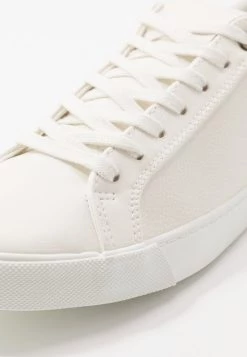 Pier One Baskets basses qualité absolue sneakers rond homme -Promos Pier One Boutique 757db781e1e1495cb51f40210544c145
