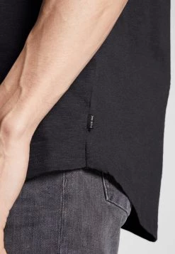 Prix De Lancement Pier One T-shirt basique t-shirts col rond homme -Promos Pier One Boutique 7a5a85eb54da478ca91edef0d380e1c9