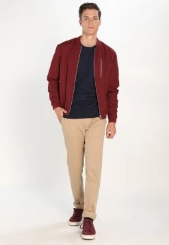 Soldes Pier One Pullover pulls et gilets col rond homme -Promos Pier One Boutique 7ad4999b55694a08bc803f1aa53968f9