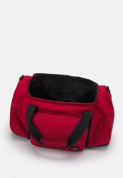 Prix Réduit Pier One UNISEX - Sac de sport sacs fermeture éclair -Promos Pier One Boutique 7afb84418e60477782043242061860e5