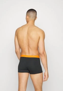 Pier One 5 PACK - Shorty Qualité Fiable sous-vêtements & chaussettes normale homme -Promos Pier One Boutique 7b25a30a40524ca4acd61d7b580e99e1