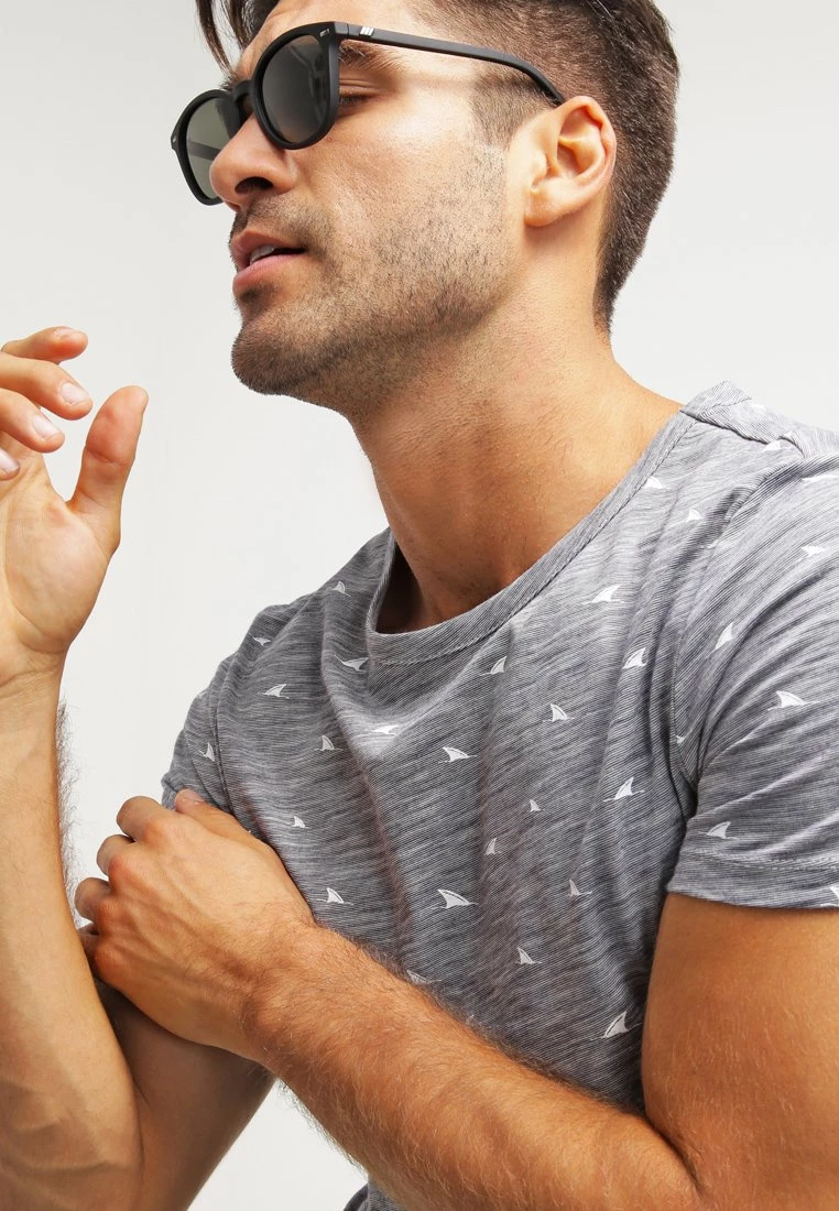 Pier One T-shirt imprimé Prix Cassé t-shirts col rond homme 6 Pier One T-shirt imprimé Prix Cassé t-shirts col rond homme – Image 4