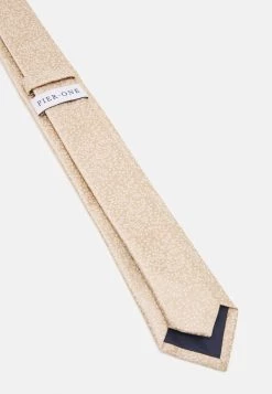 Rabais Pier One SET - Cravate pochettes de costume couleur unie homme 14 Rabais Pier One SET - Cravate pochettes de costume couleur unie homme -Promos Pier One Boutique 7ba93ae77bb348c1b5304b3e48a9f55e