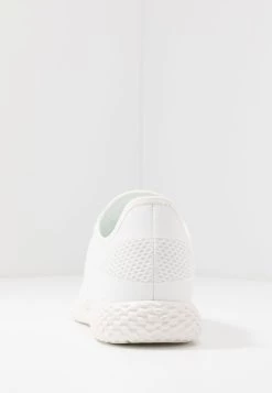 Pier One Meilleur Prix Garanti UNISEX - Baskets basses baskets & sneakers rond homme -Promos Pier One Boutique 7ce7bb62818a419993fe633ef9d00c95