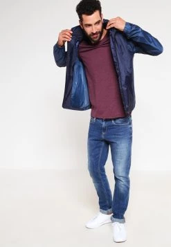 Pier One T-shirt basique Produit de première qualité t-shirts col rond homme -Promos Pier One Boutique 7f561bc71bd8451692d95e1793af7323