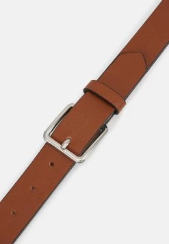 Pier One 3 PACK - Ceinture Prix Malin ceintures boucle ardillon homme -Promos Pier One Boutique 7f6316eead0d438d8728df6c489c4d05