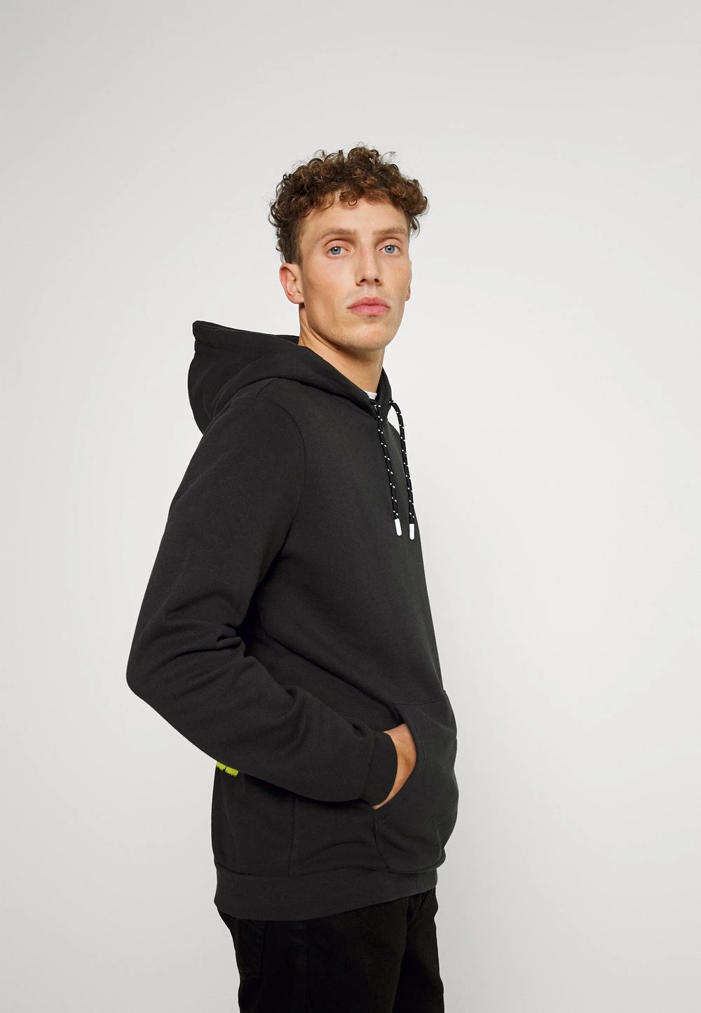 Qualité Garantie Pier One Sweatshirt sweats & hoodies capuche homme 6 Qualité Garantie Pier One Sweatshirt sweats & hoodies capuche homme – Image 4