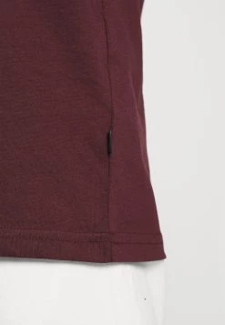 Prix Dégriffé Pier One 2 PACK - T-shirt basique t-shirts col rond homme -Promos Pier One Boutique 81ec0b34d64f43b6926a088392c56823