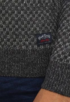 En promotion Pier One Pullover pulls & gilets col rond homme -Promos Pier One Boutique 82e9063090f248baab925422fe01468d