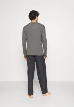 Pier One Pyjama Prix Affortable pyjamas normale homme -Promos Pier One Boutique 841b08da6e09414dbed3d4b7034bd2d9